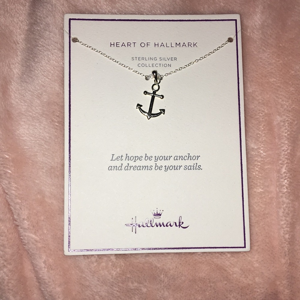 Anchor necklace